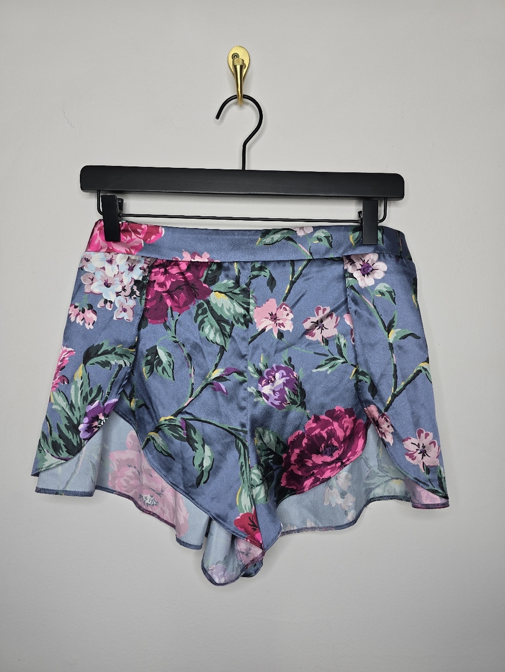 Victoria's Secret Satin Flowy Sleep Shorts Size XLarge